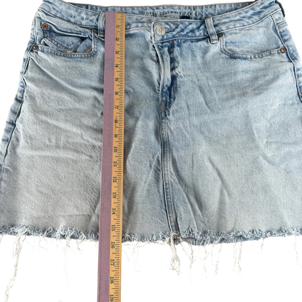 American Eagle Perfect Mini Light Wash Raw Hem Denim Skirt Womens 16 Stretch - Picture 3 of 7